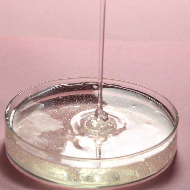 El líquido funcional del maltitol de los edulcorantes de la comida concentra descolorido 1